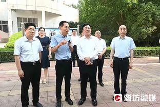 ?是谁？詹宁斯：库里下赛季会联手一名超巨 我深信